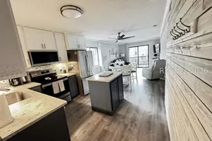 40 Folly Field Rd, Hilton Head Island, SC 29928 - Photo 1