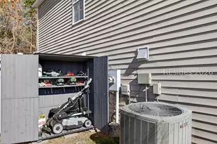 225 University Pkwy, Bluffton, SC 29909 - Photo 40