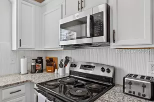 225 University Pkwy, Bluffton, SC 29909 - Photo 20