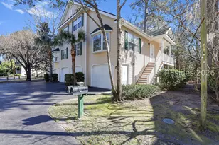 28 Brittany Pl Dr, Hilton Head Island, SC 29928 - Photo 2