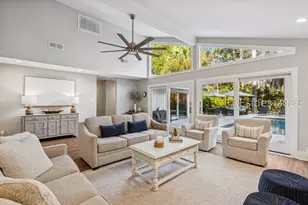 17 Gunnery Ln, Hilton Head Island, SC 29928 - Photo 4