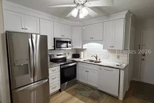 40 Folly Field Rd, Hilton Head Island, SC 29928 - Photo 2