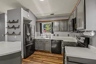 8 Factory Creek Rd, Beaufort, SC 29907 - Photo 12