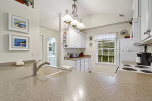 30 Valencia Dr, Hilton Head Island, SC 29928 - Photo 10