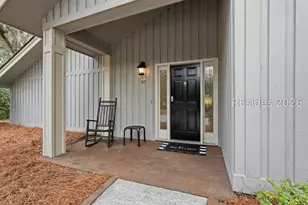 67 Forest Dr, Hilton Head Island, SC 29928 - Photo 4