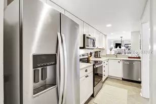 85 Folly Field Rd, Hilton Head Island, SC 29928 - Photo 6