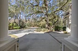 754 Colonial Dr, Hilton Head Island, SC 29926 - Photo 6
