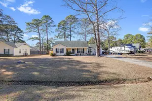 27 Pelican Cir, Beaufort, SC 29906 - Photo 4