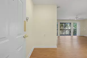 300 Woodhaven Dr, Hilton Head Island, SC 29928 - Photo 4