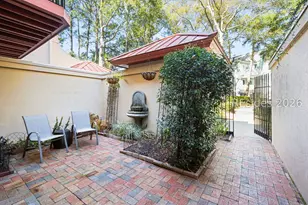 27 Spindle Ln, Hilton Head Island, SC 29926 - Photo 4