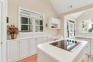 25 Shell Ring Rd, Hilton Head Island, SC 29928 - Photo 14