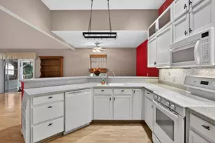 40 Monticello Dr, Hilton Head Island, SC 29926 - Photo 6