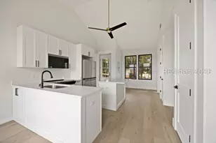 17 Fording Island Road Ext, Hilton Head Island, SC 29926 - Photo 10