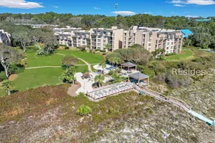 85 Folly Field Rd, Hilton Head Island, SC 29928 - Photo 2