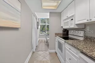 17 Harbourside Ln, Hilton Head Island, SC 29928 - Photo 12