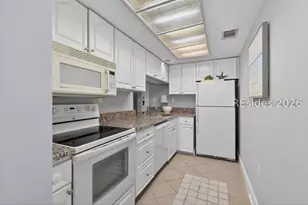 17 Harbourside Ln, Hilton Head Island, SC 29928 - Photo 10