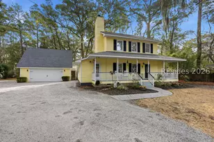 8 Meridith Ln, Beaufort, SC 29907 - Photo 2