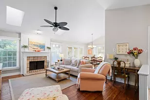 70 Shipyard Dr, Hilton Head Island, SC 29928 - Photo 4
