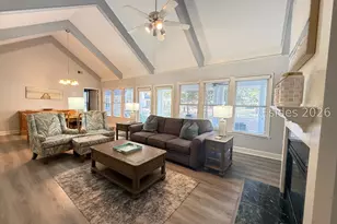 30 Aberdeen Ct, Hilton Head Island, SC 29926 - Photo 2