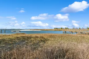 53 Ribaut Dr, Hilton Head Island, SC 29926 - Photo 6