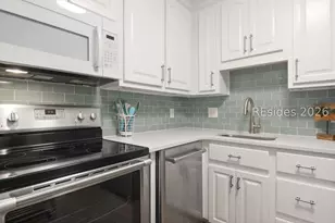 125 Cordillo Pkwy, Hilton Head Island, SC 29928 - Photo 4