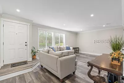 100 Mathews Drive #26, Hilton Head Island, SC 29926 - Photo 2
