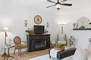 260 Landing Ln, Bluffton, SC 29909 - Photo 6