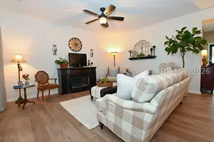 260 Landing Ln, Bluffton, SC 29909 - Photo 10