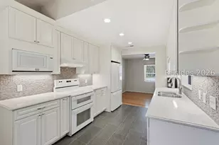 30 Sugaree Dr, Bluffton, SC 29910 - Photo 6