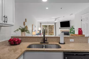 50 Yacht Cv Dr, Hilton Head Island, SC 29928 - Photo 10