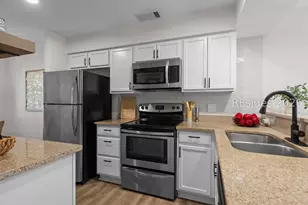 50 Yacht Cv Dr, Hilton Head Island, SC 29928 - Photo 2
