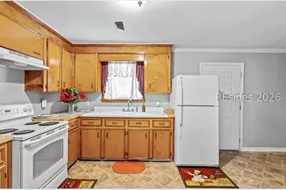 1076 Aiken Avenue S, Fairfax, SC 29827 - Photo 10