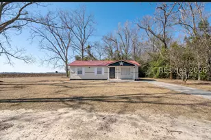 1076 Aiken Ave S, Fairfax, SC 29827 - Photo 2