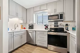 663 William Hilton Pkwy, Hilton Head Island, SC 29928 - Photo 2