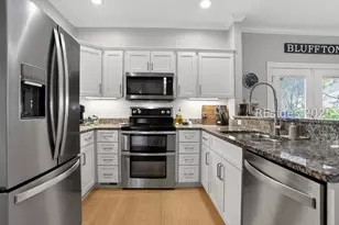 7 Regent Ave, Bluffton, SC 29910 - Photo 10