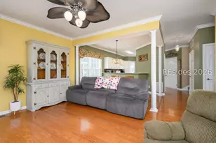77 Victoria Square Dr, Hilton Head Island, SC 29926 - Photo 4
