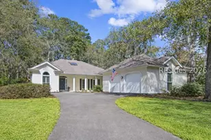 10 Canebrake Ln, Bluffton, SC 29910 - Photo 1