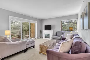 18 Lighthouse Rd, Hilton Head Island, SC 29928 - Photo 10