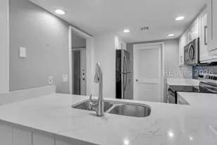 18 Lighthouse Rd, Hilton Head Island, SC 29928 - Photo 14