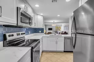 18 Lighthouse Rd, Hilton Head Island, SC 29928 - Photo 14