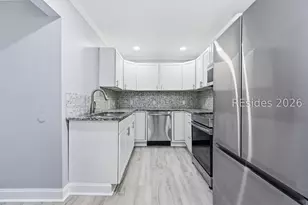 2419 Pine Ct N, Beaufort, SC 29902 - Photo 10