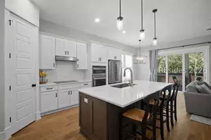 38 Lavender Cir, Hilton Head Island, SC 29926 - Photo 10