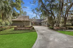 28 Pine Island Rd, Hilton Head Island, SC 29928 - Photo 2