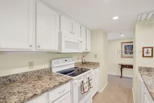 300 Woodhaven Dr, Hilton Head Island, SC 29928 - Photo 16