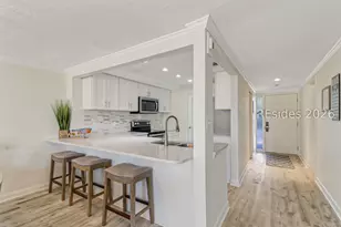 21 S Forest Beach Dr, Hilton Head Island, SC 29928 - Photo 4