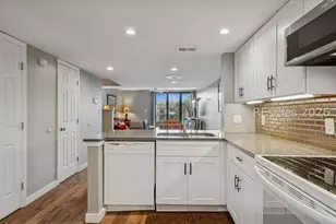 85 Folly Field Rd, Hilton Head Island, SC 29928 - Photo 6