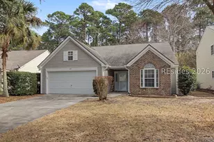 42 Lake Linden Dr, Bluffton, SC 29910 - Photo 2