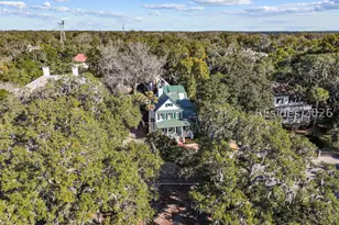 1307 Bay St, Beaufort, SC 29902 - Photo 8