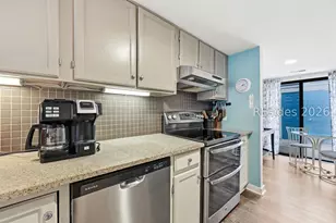 113 Shipyard Dr, Hilton Head Island, SC 29928 - Photo 16