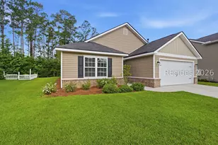 112 Lakeway Dr, Bluffton, SC 29910 - Photo 2